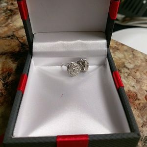 Brand New sterling silver diamond earings
